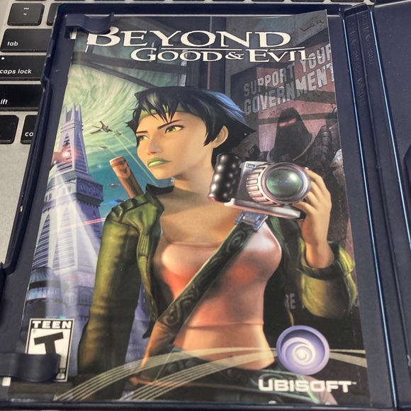 Beyond Good & Evil for PlayStation 2 - PS2 - Picture 2 of 5